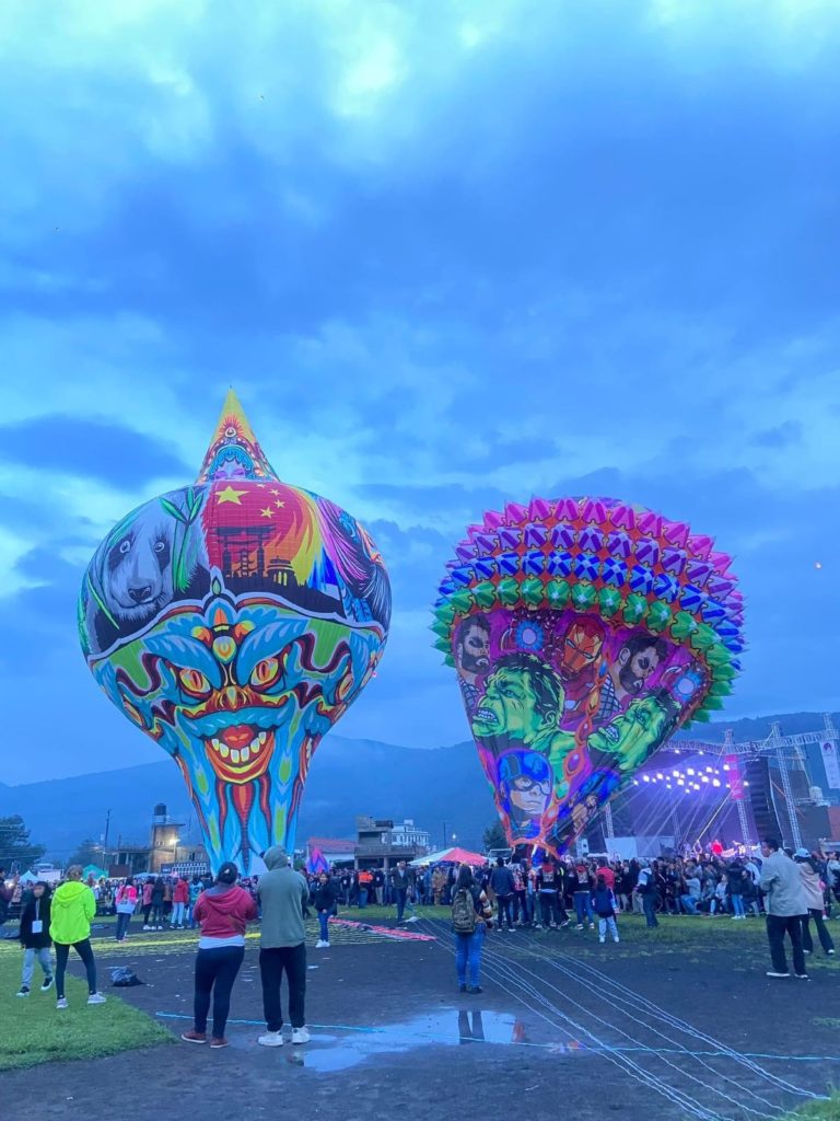 globos-en-paracho-michoacán-méxico