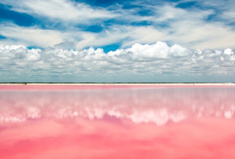 lago-retba-destinos-surrealistas-mundo