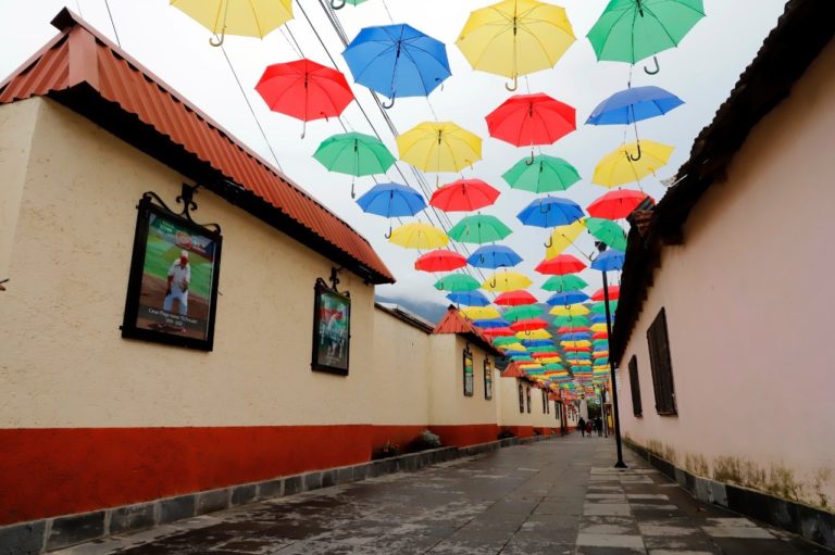omitlan-de-juarez-pueblos-mágicos-paraguas