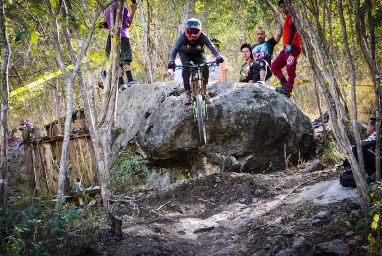 ¡Solo para viajeros extremos! Descubre 3 rutas de ciclismo en Colima