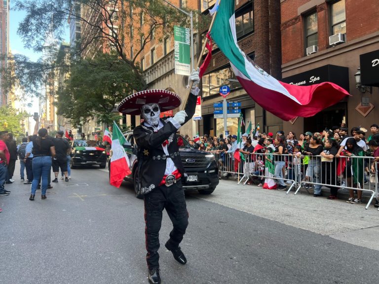 Así celebró el gobernador electo Alejandro Armenta el Grito de Independencia en Nueva York