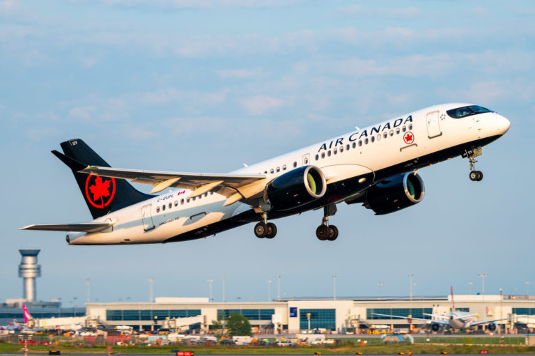 Nuevo acuerdo entre Air Canada y asociación de pilotos impulsa el crecimiento de la aerolínea