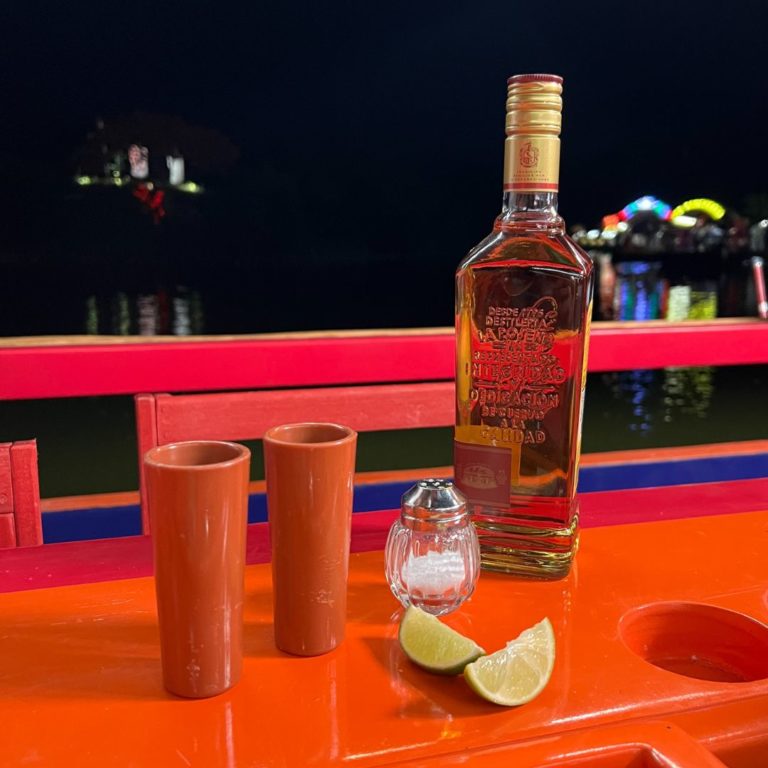 bebidas-xoximilco-cancún-fiestas-patrias