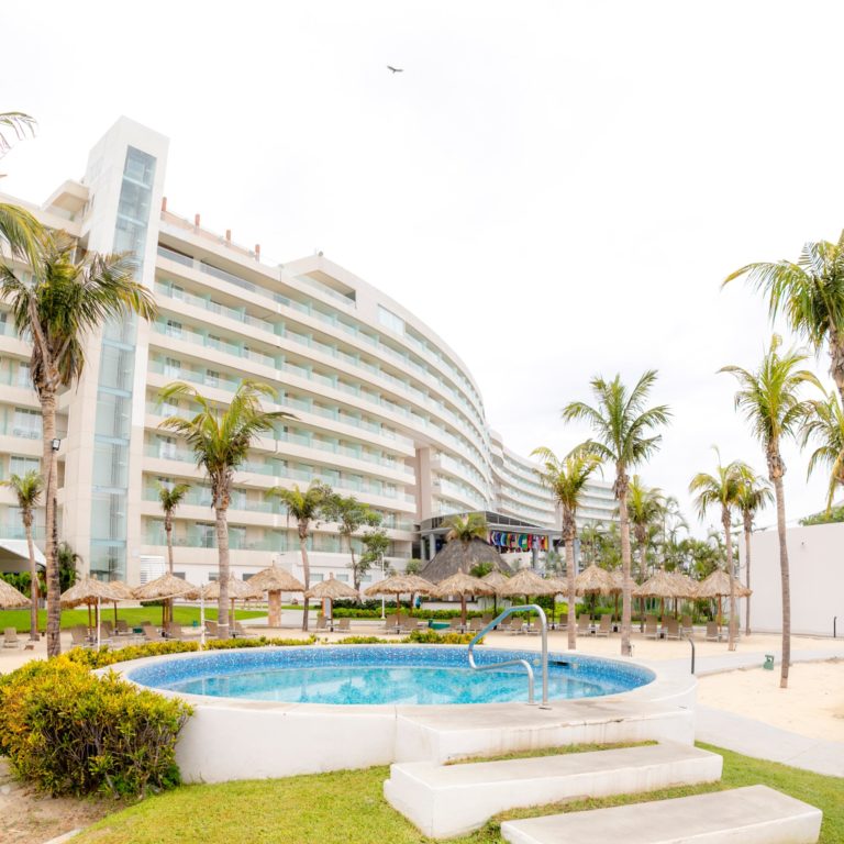 hoteles-en-acapulco-mundo-imperial