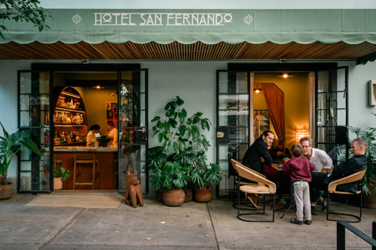 Lounge Fernando y Abitante crean un altar de Día de muertos súper original