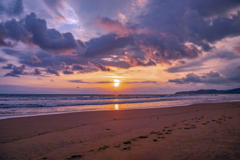 atardecer-playas-de-ixtapa-guerrero