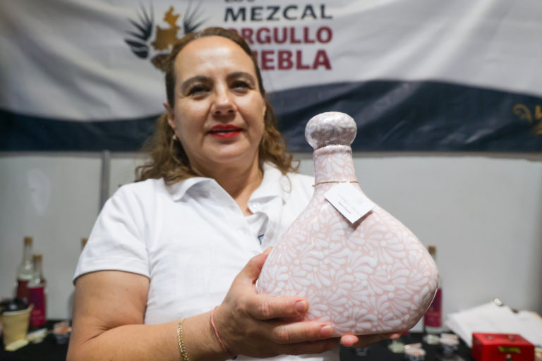 mezcal-puebla-aroma-de-mujer