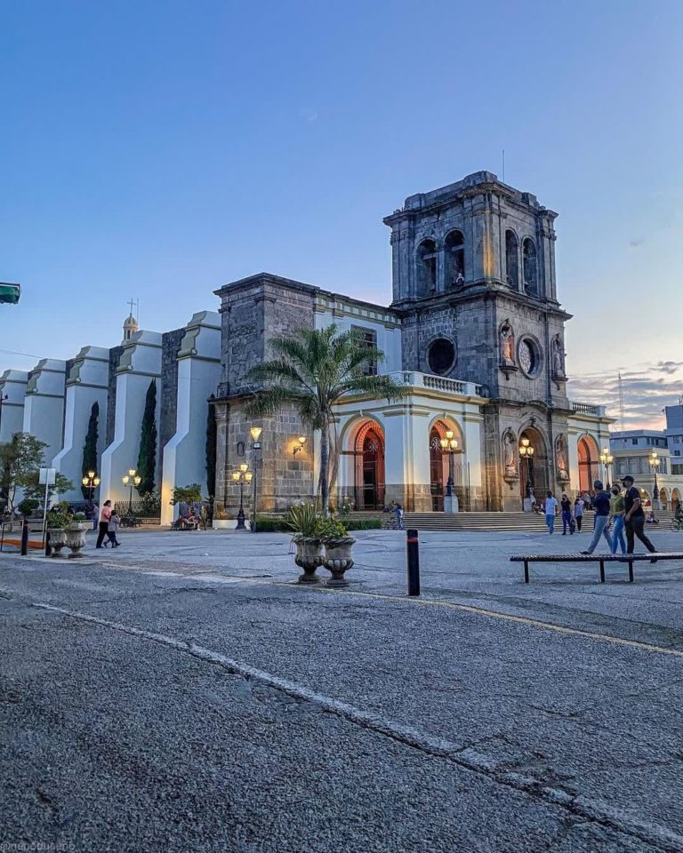 zapotlán-dia-de-muertos-enrosos-jalisco