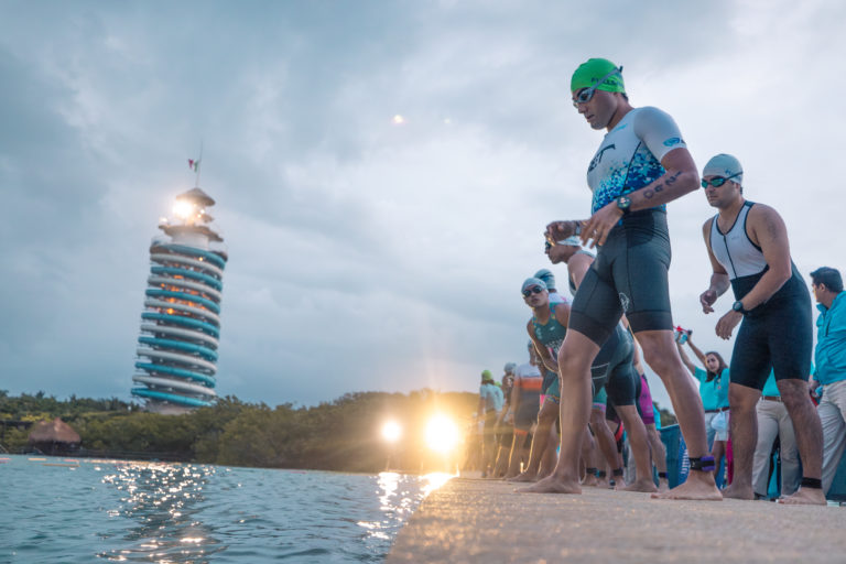 Deporte y naturaleza se unen en el Triatlón Xel-Há 2024