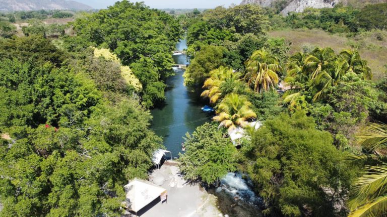 amiales-balnearios-y-manantiales-en-colima