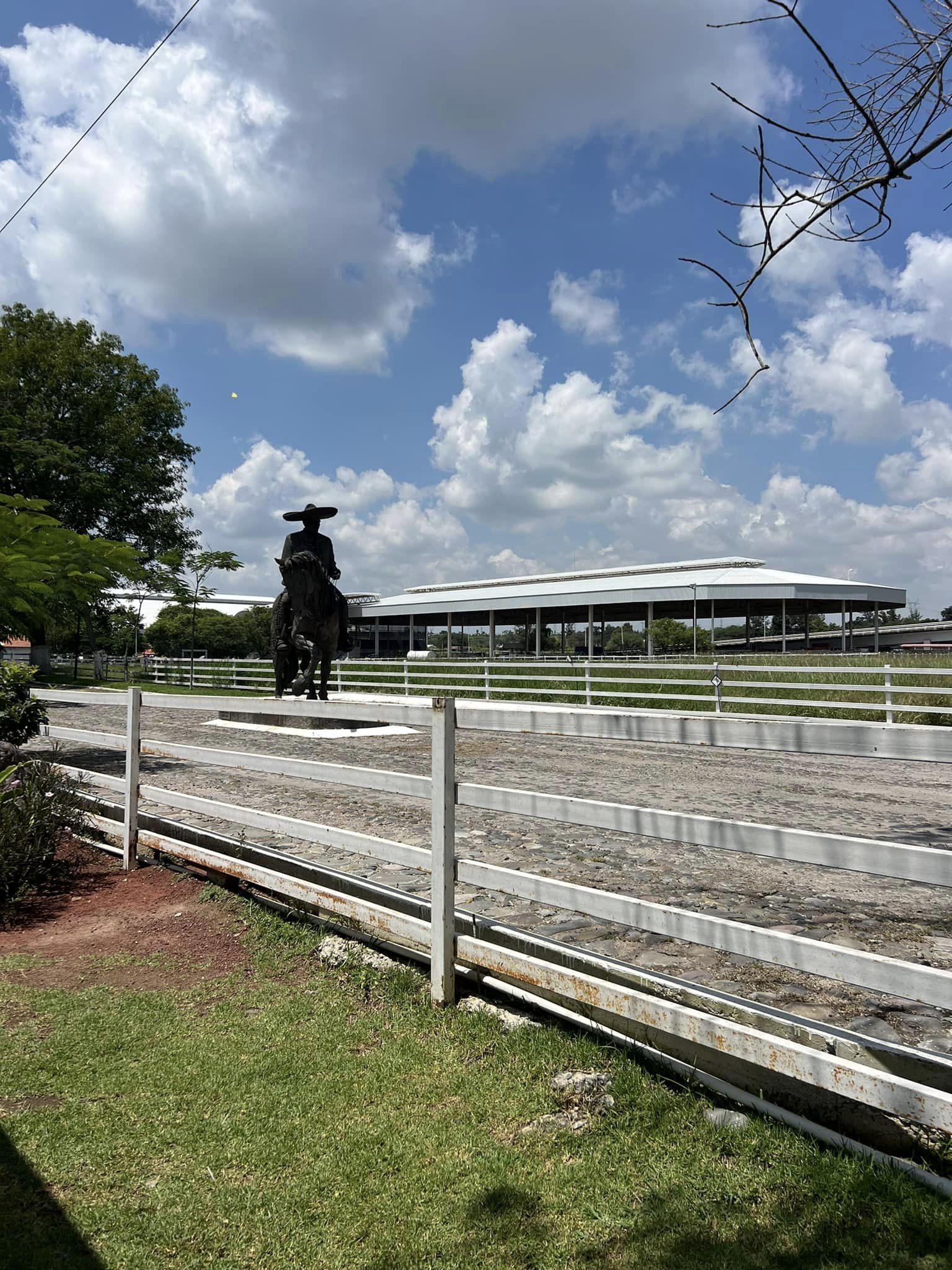 rancho los tres potrillos caballerizas jalisco