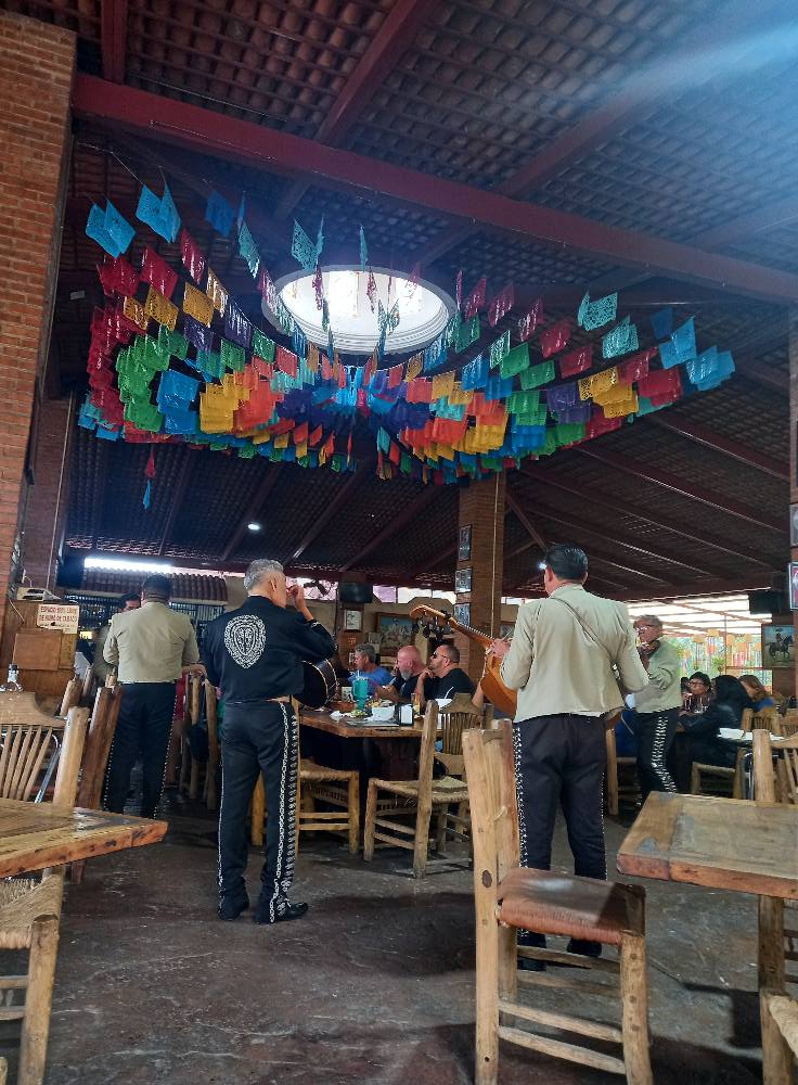 restaurante-rancho-los-tres-potrillos