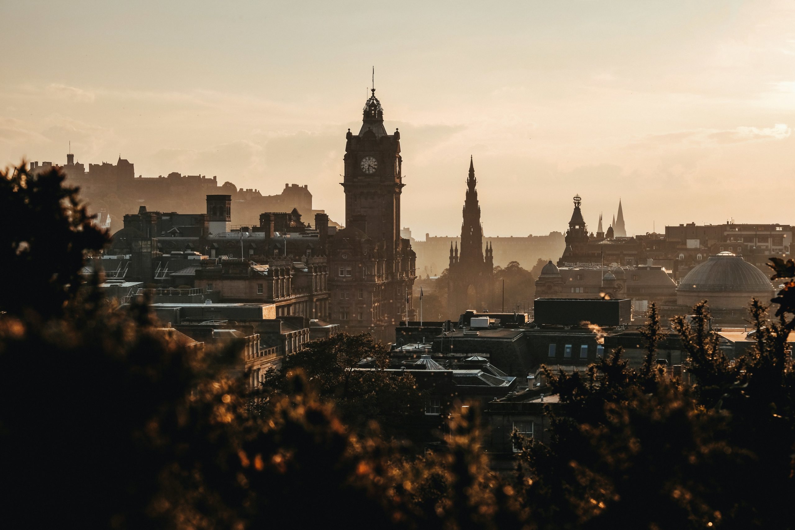 turismo en edimburgo calton hill