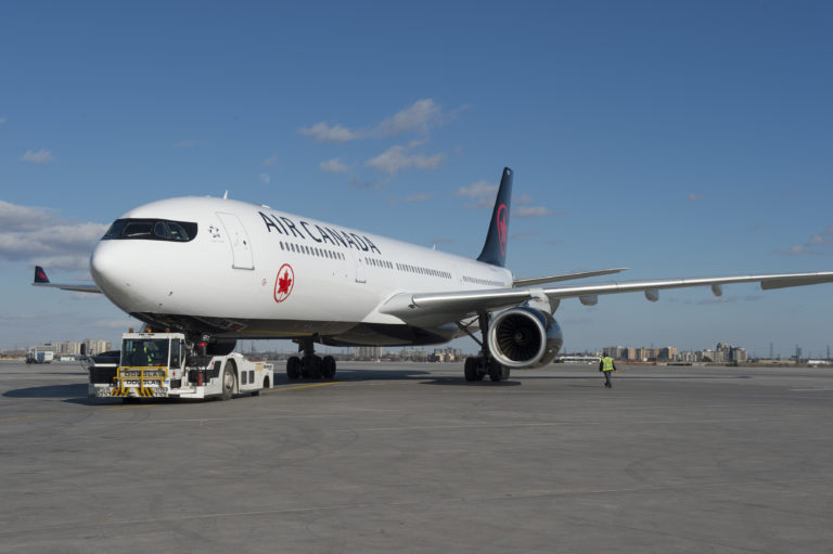 Así será la estrategia financiera y planes de inversión de Air Canada para 2025