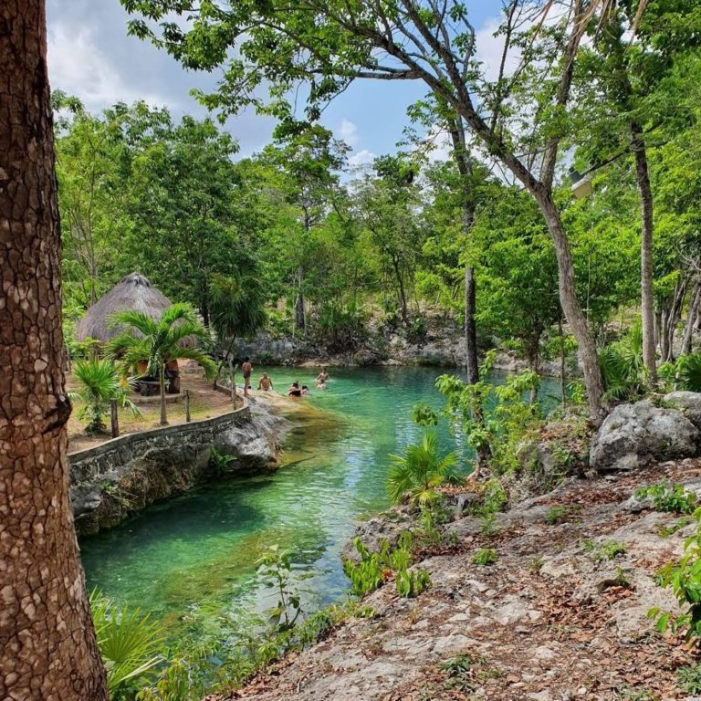 akumal-quintana-roo-cenote-santa-cruz