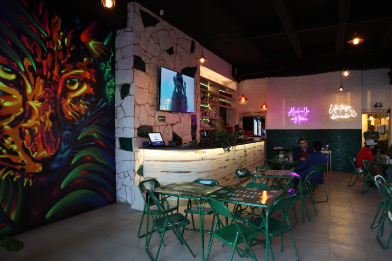 instalaciones-diente-de-jaguar-snack-bar