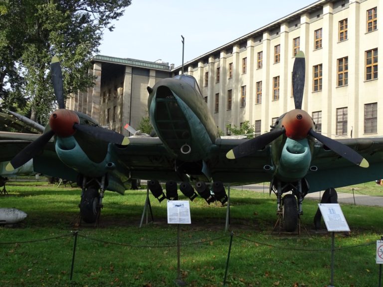 museo-ejercito-que-hacer-en-varsovia