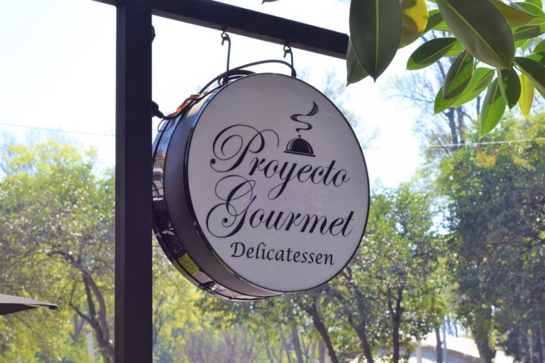 proyecto-gourmet-letrero