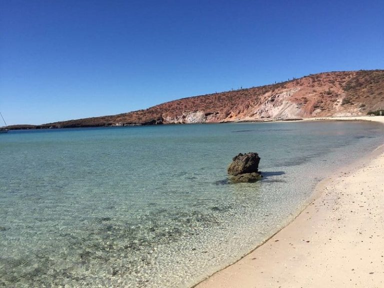 Qué-hacer-en-Playa-pichilingue