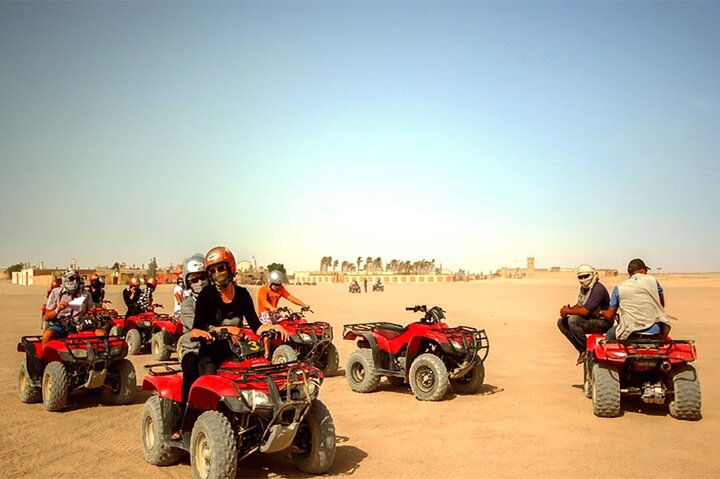 quad-mar-rojo-paseo