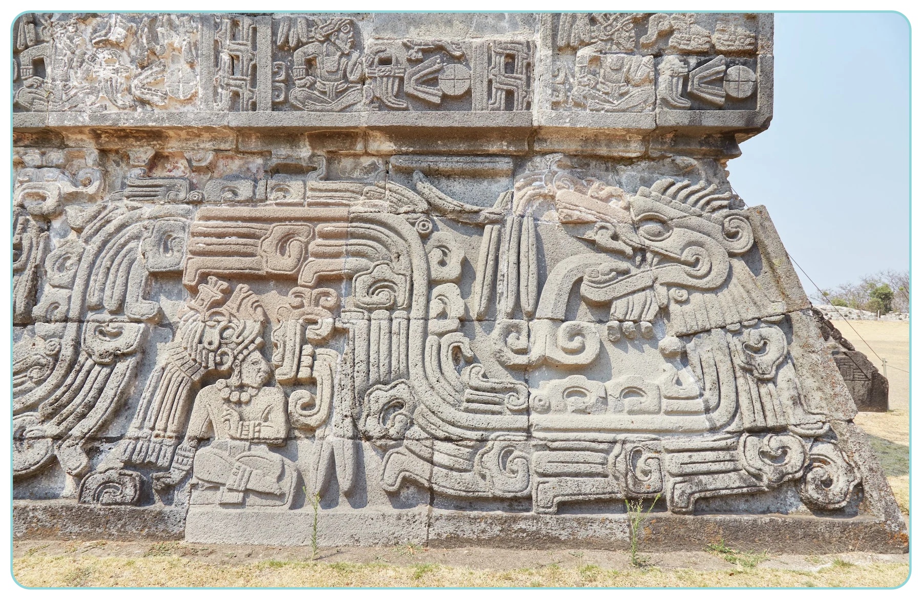 zona arqueológica de xochicalco en morelos