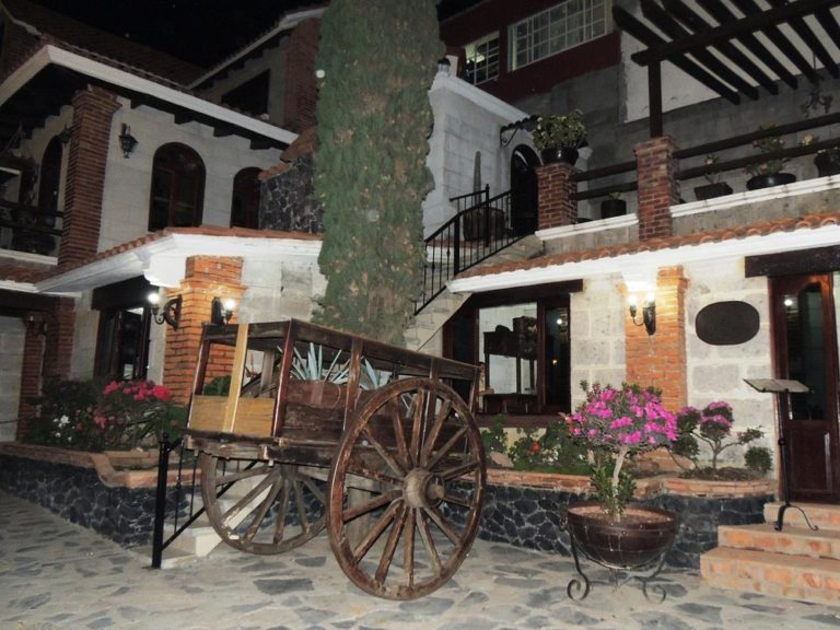 Restaurante-carretas-jalpan-queretaro-carreta