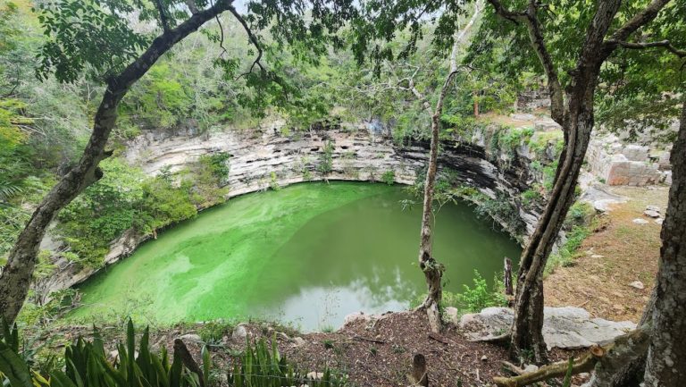 chichen-itza-aluxes-en-mexico