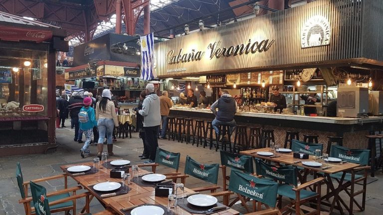 mercado-del-puerto-montevideo-turismo