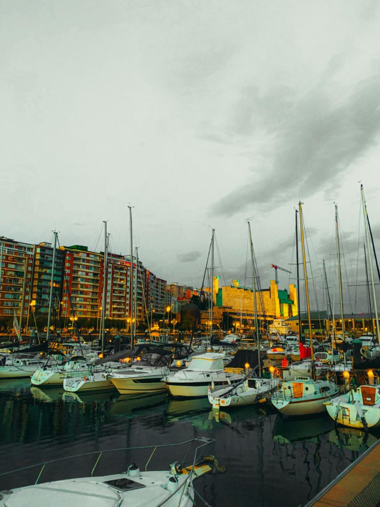 muelle-gijón-destino-en-españa