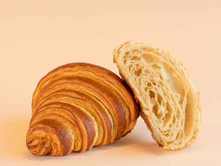 qué-comer-en-alcazar-croissant