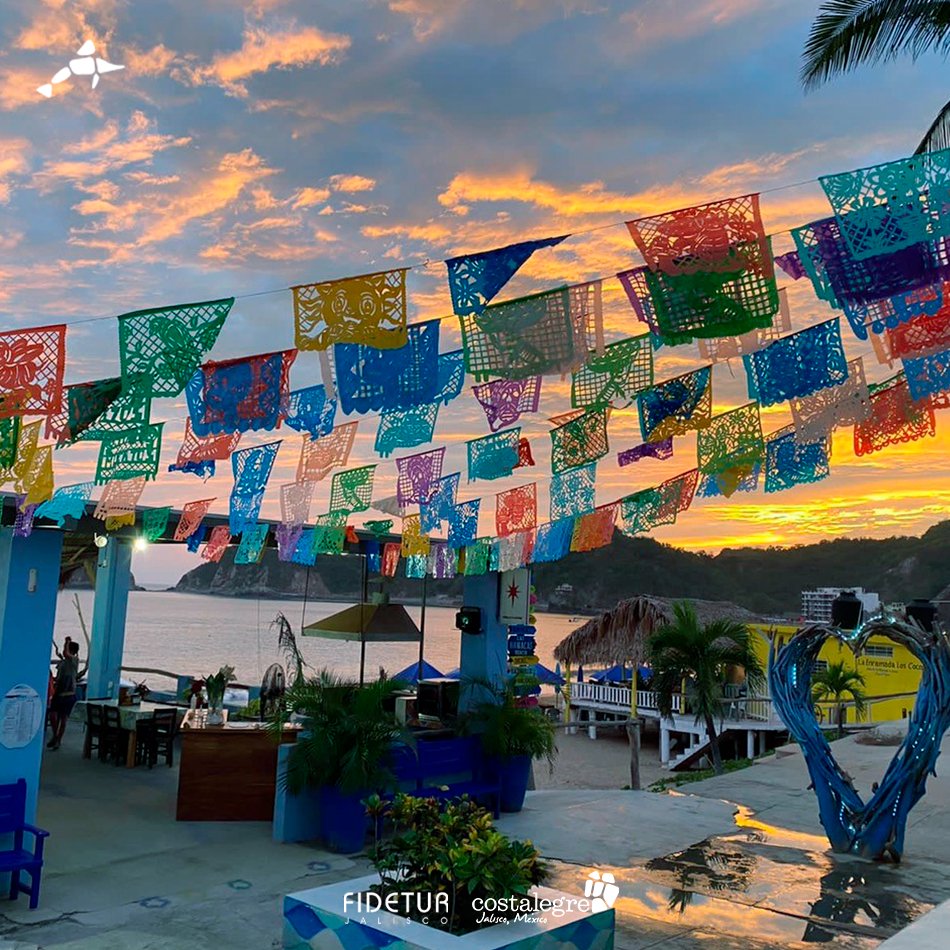 datos melaque jalisco playa atractivos