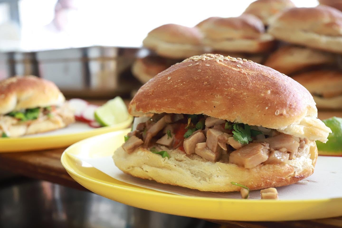 la colonial cemitas en puebla