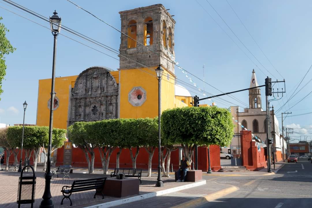 parroquia antigua salamanca en Guanajuato