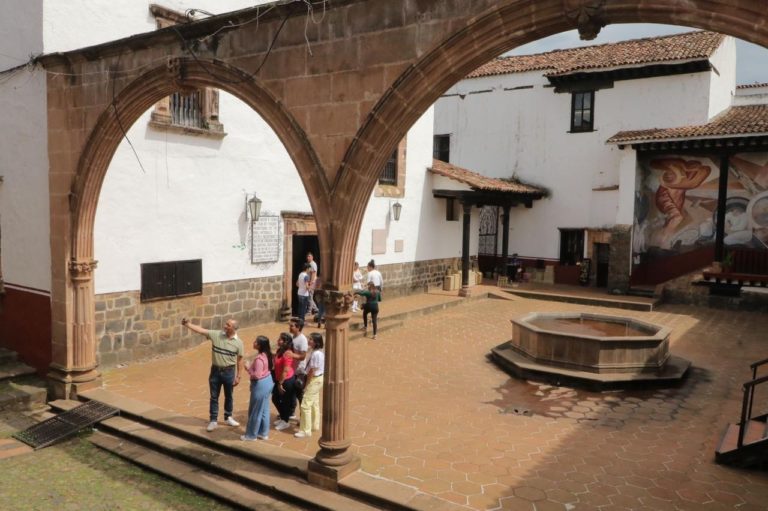 Este verano descubre el encanto del Pueblo Mágico de Pátzcuaro (9)