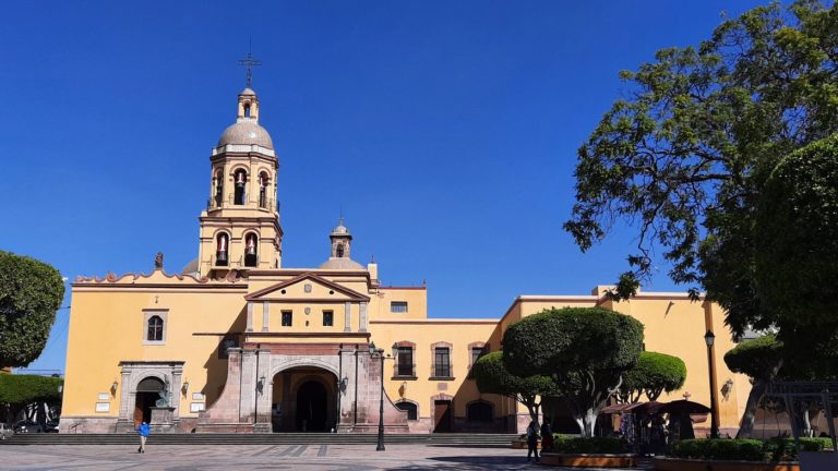 centro-historico-mexico-santiago-queretaro