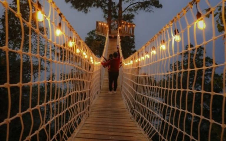 Cruza el puente iluminado de Oaxaca y déjate enamorar con sus paisajes
