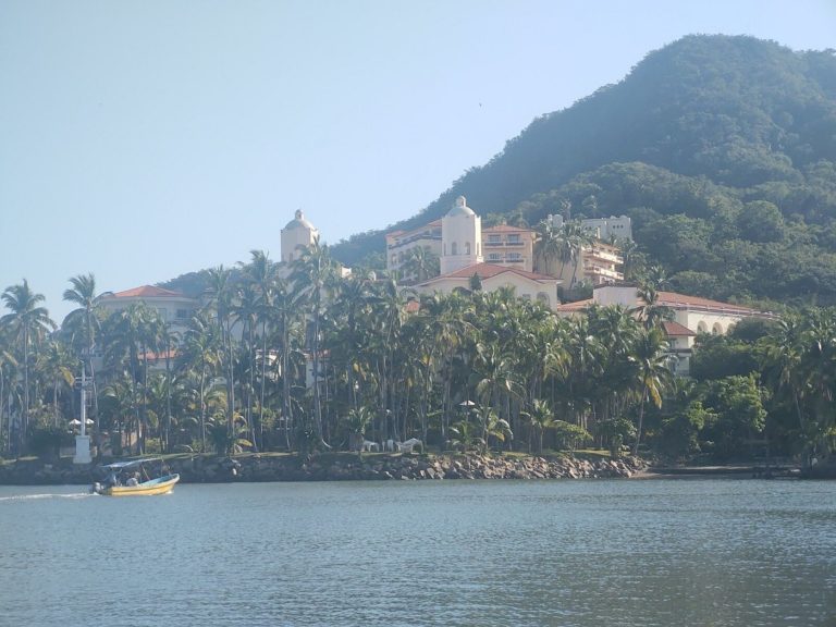 mexico-turismo-barra-de-navidad