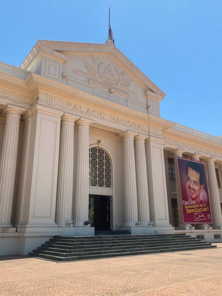 nicaragua-turismo-de-aventuras-plaza