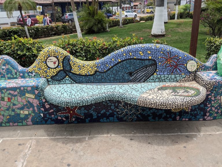 plaza-lazaro-cardenas-mx-turismo