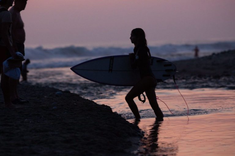 tortugas-pacífico-michoacán-deportes-surf