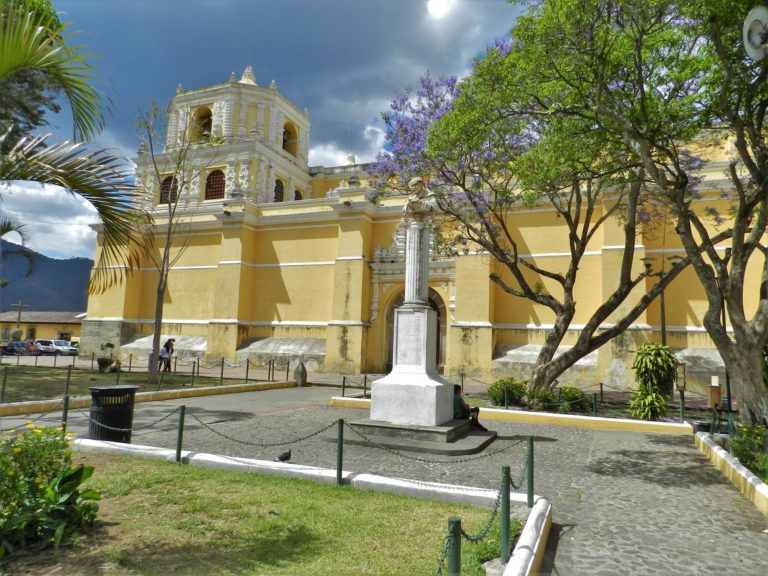 turismo-nicar-internacional-catedral