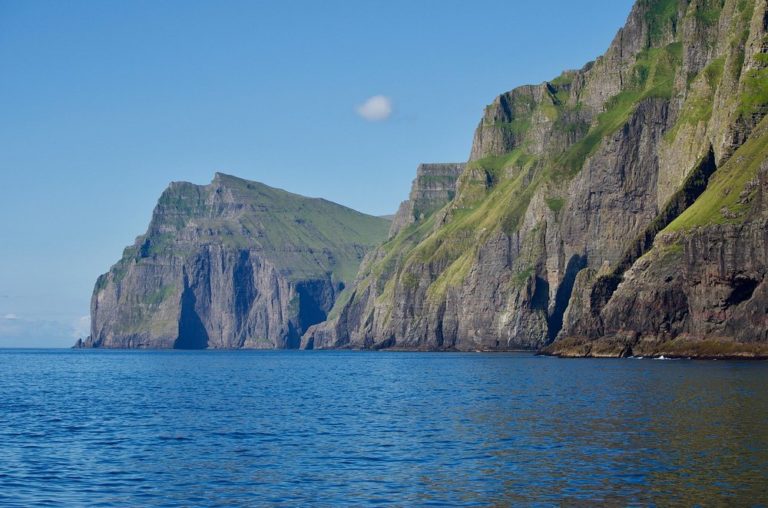Acantilados-de-Vestmanna-nordico-vikingos