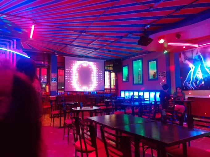 Acústico-Karaoke-y-Show-Center