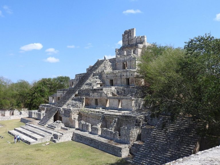 Edzná-mex-zona-arqueológica-turismo