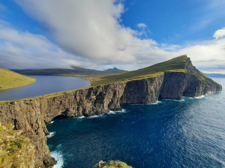Lago-Sørvágsvatn-vikingos-nordico