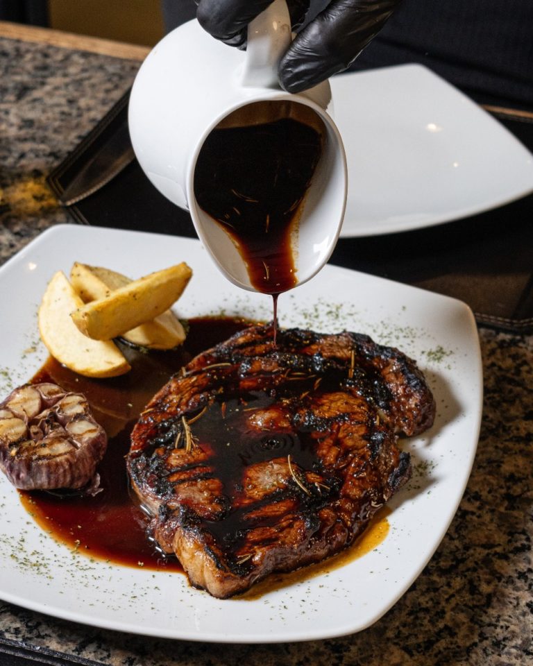 Mochomos-Puebla-restaurante-turismo