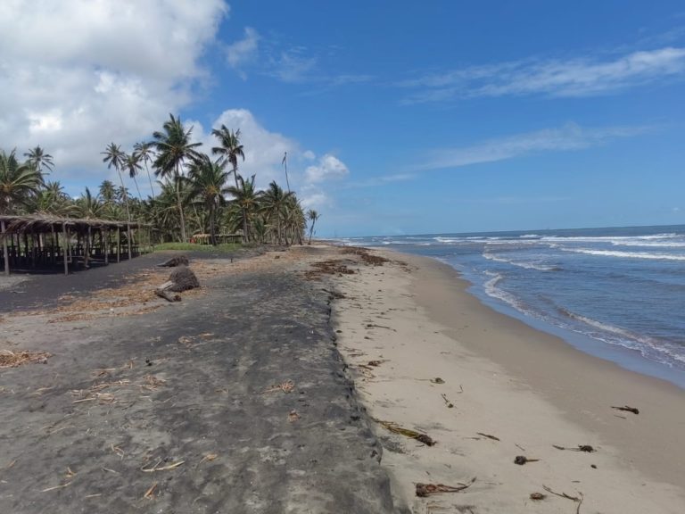 Playa-Bruja-mex-turismo-aventuras