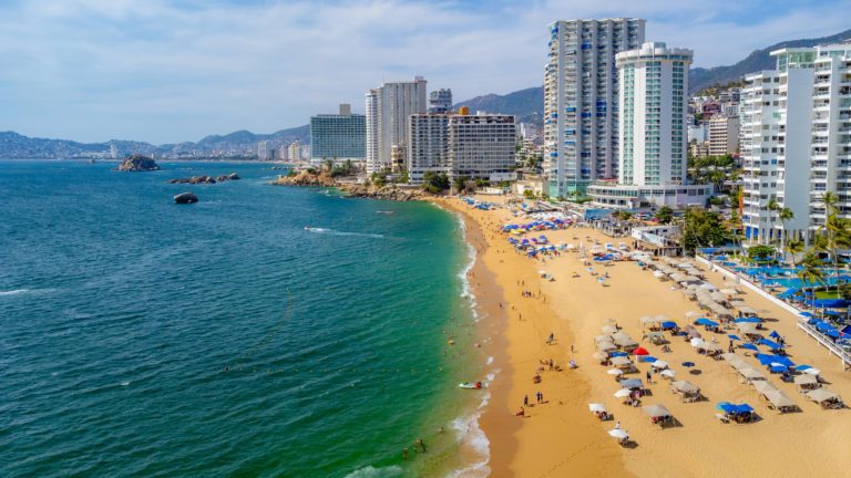 Fiestas Patrias frente al mar: Acapulco lo tiene todo