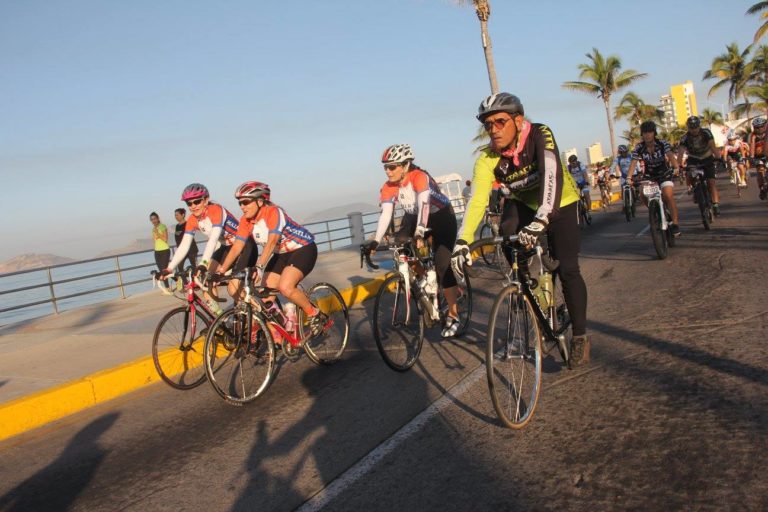 Mazatlán pedalea al ritmo del mar en el Ciclotour 2025