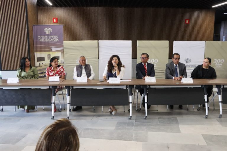 Promueve diputada Xel Arianna Hernández Exposición de Arte Mexicano